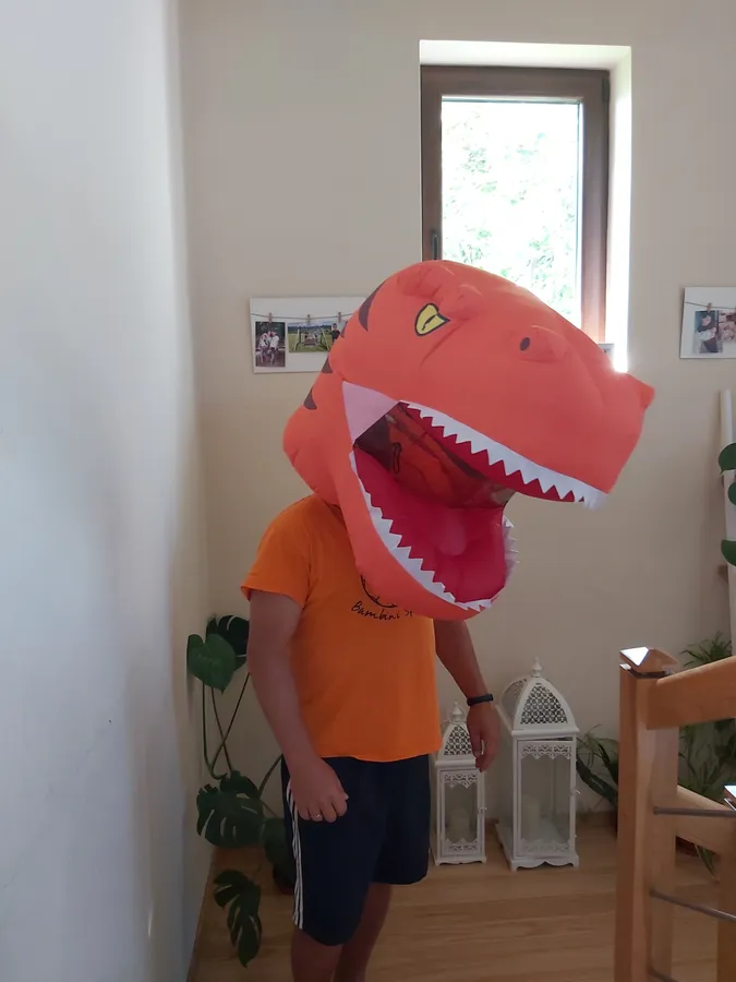 Nadmuchiwana głowa Dinozaura