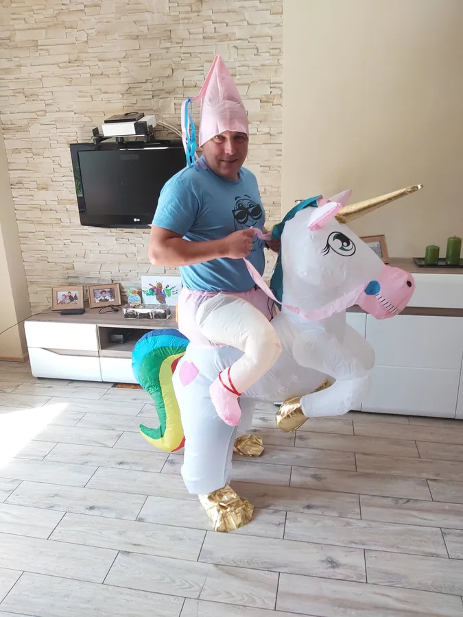 Nadmuchiwany Kostium Jadącego na Unicornie nr 2