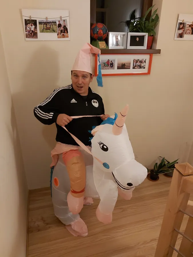 Nadmuchiwany Kostium Jadącego na Unicornie nr 1
