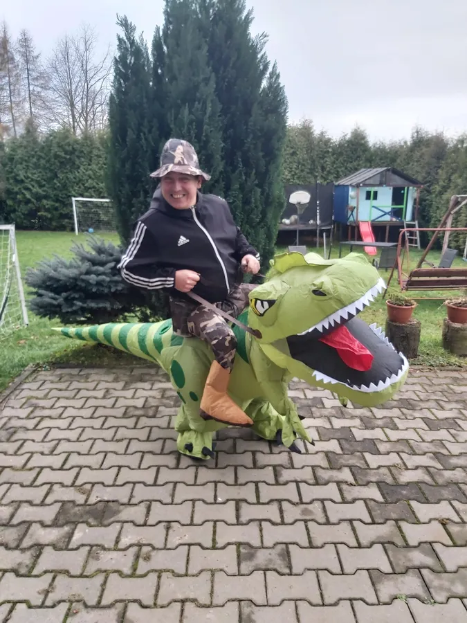 Nadmuchiwany Kostium Jadącego na Dinozaurze nr 2