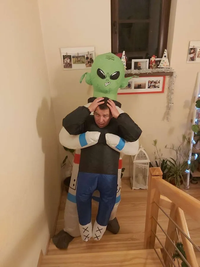Nadmuchiwany Kostium Porwany przez Ufo nr 3