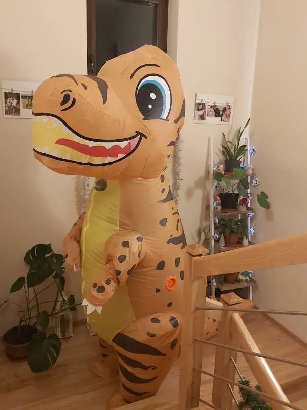 Nadmuchiwany Kostium Brązowego Dinozaura