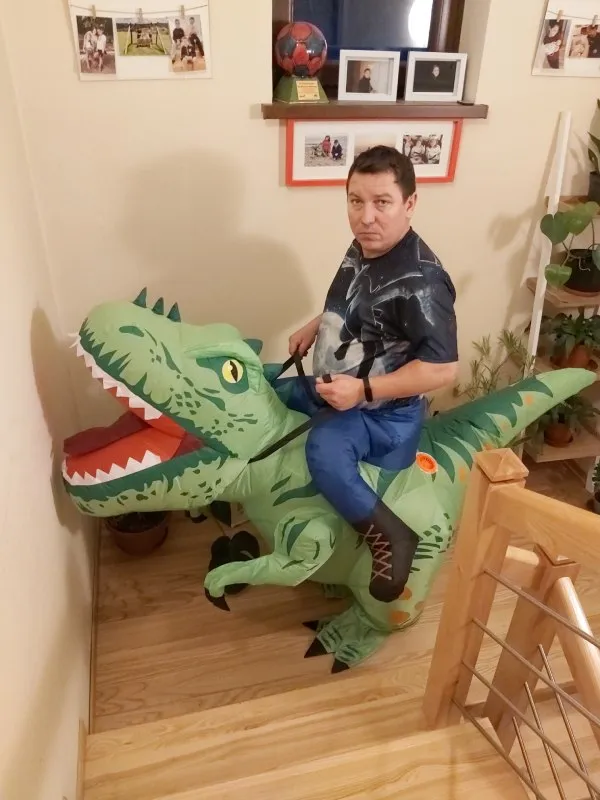 Nadmuchiwany Kostium Jadącego na realistycznym Dinozaurze nr 1