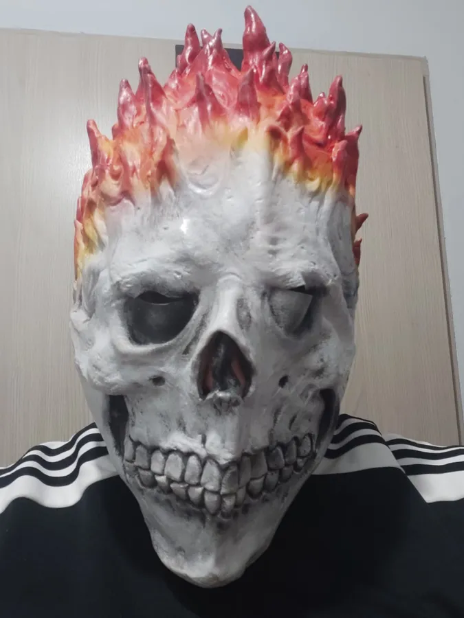 Maska Lateksowa Czacha Dymi